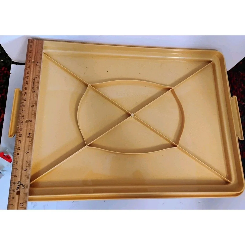 Vintage Tupperware Rectangular Sheet Cake Taker Carrier Harvest Gold 9x13 #622